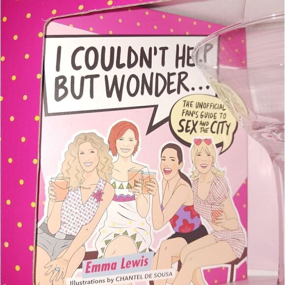 Sex and the City Fan Guide Gift Set Book and Martini Glass New - Picture 2 of 4